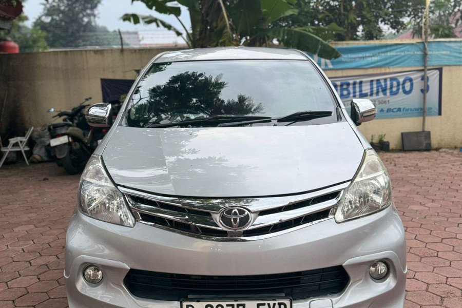Toyota Avanza G Luxury 2015 At