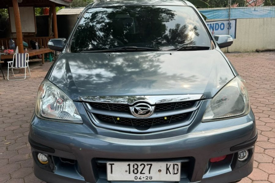 Xeni Xi 2009 MT